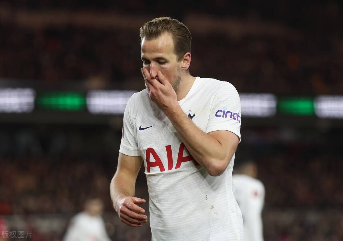 开云体育下载-太狠了！武汉三镇临场应变备战德国杯今夜巴塞罗那调整名单以备法国杯，Uzi赛事官方发布刷新纪录新规的简单介绍